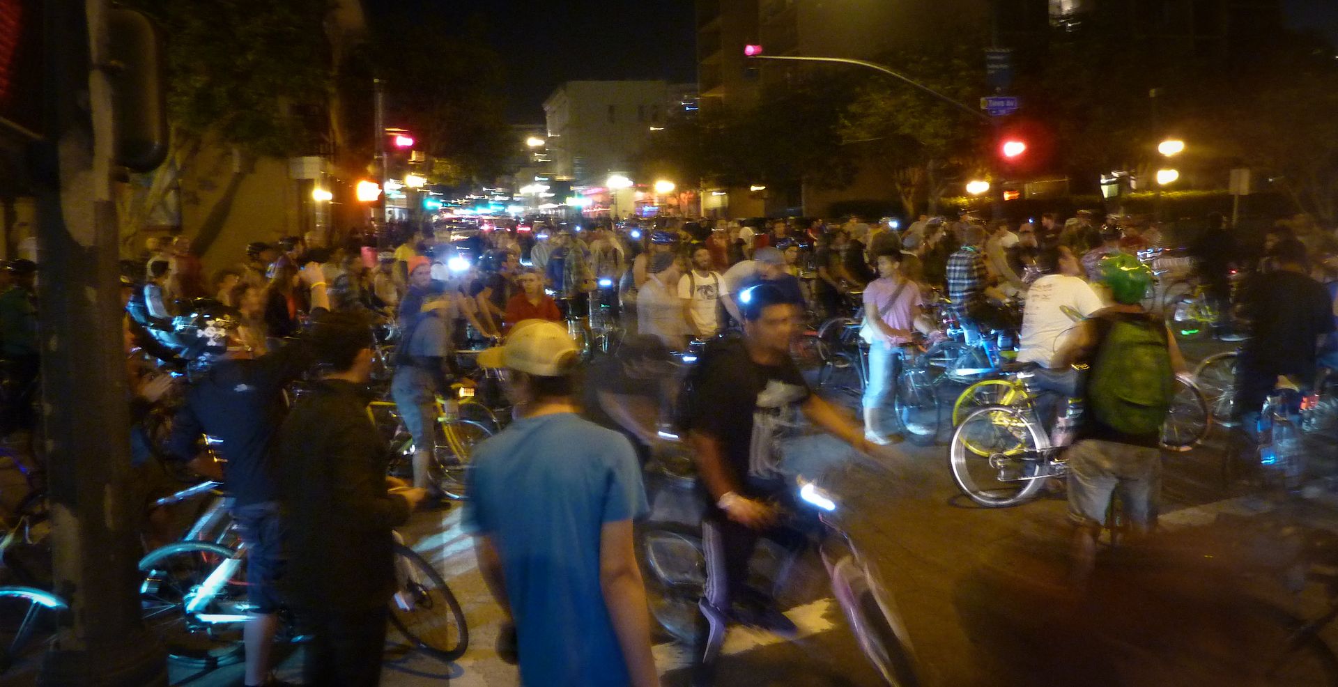 Moonlander-CriticalMassApril272012-35-1320908.jpg