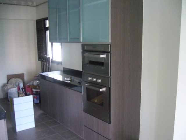 Kitchencabinetwithgranitetop.jpg