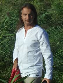 Braco_white_1small1.jpg
