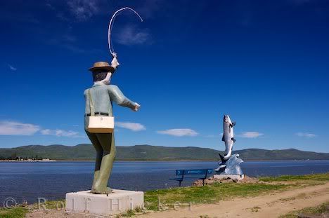 fisherman-statues_24775.jpg