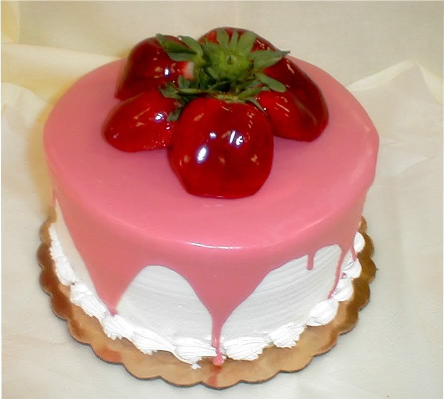 strawberry.jpg cake image by colezai