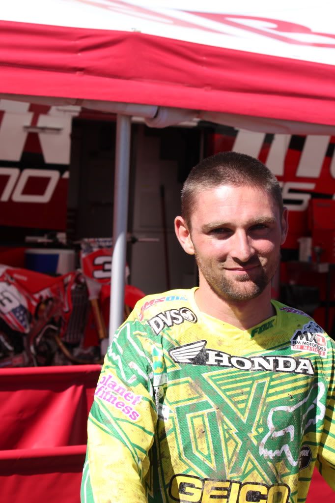 IMAGE: http://i298.photobucket.com/albums/mm273/FocsrallyX/Motocross%20Of%20Nations/IMG_1882-1.jpg