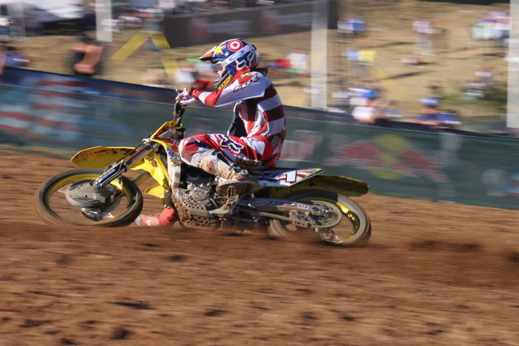 IMAGE: http://i298.photobucket.com/albums/mm273/FocsrallyX/Motocross%20Of%20Nations/IMG_2368.jpg