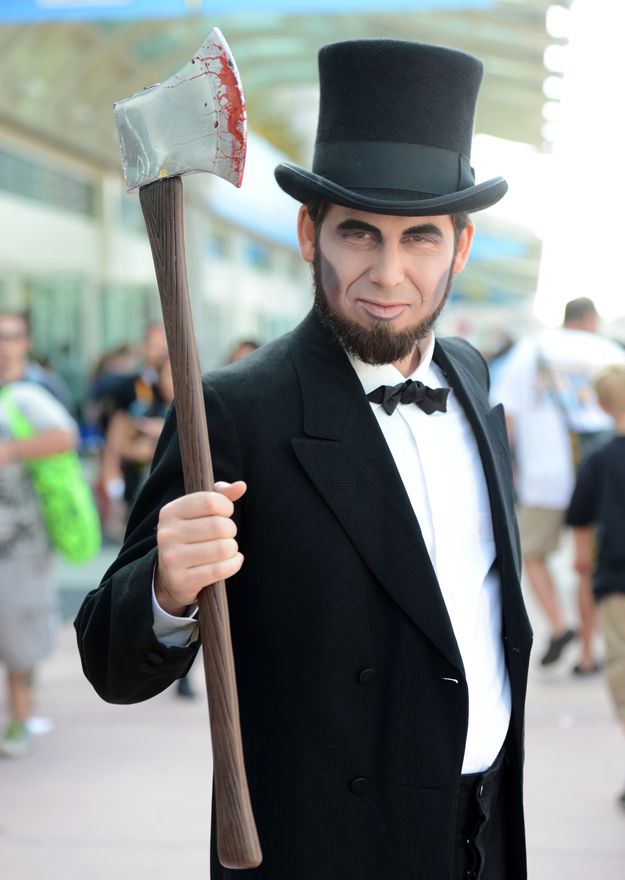 Abraham Lincoln Vampire Hunter Pictures, Images and Photos