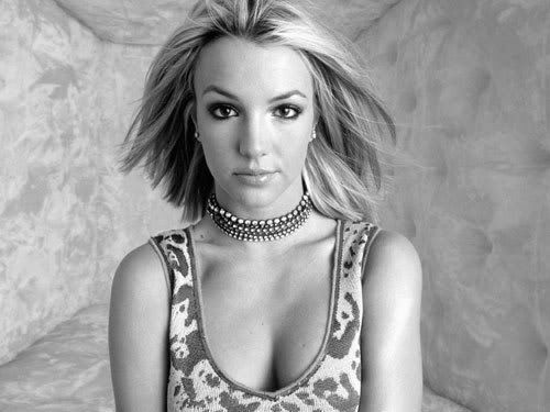 http://i298.photobucket.com/albums/mm275/dimieken/Britney-Spears-10.jpg