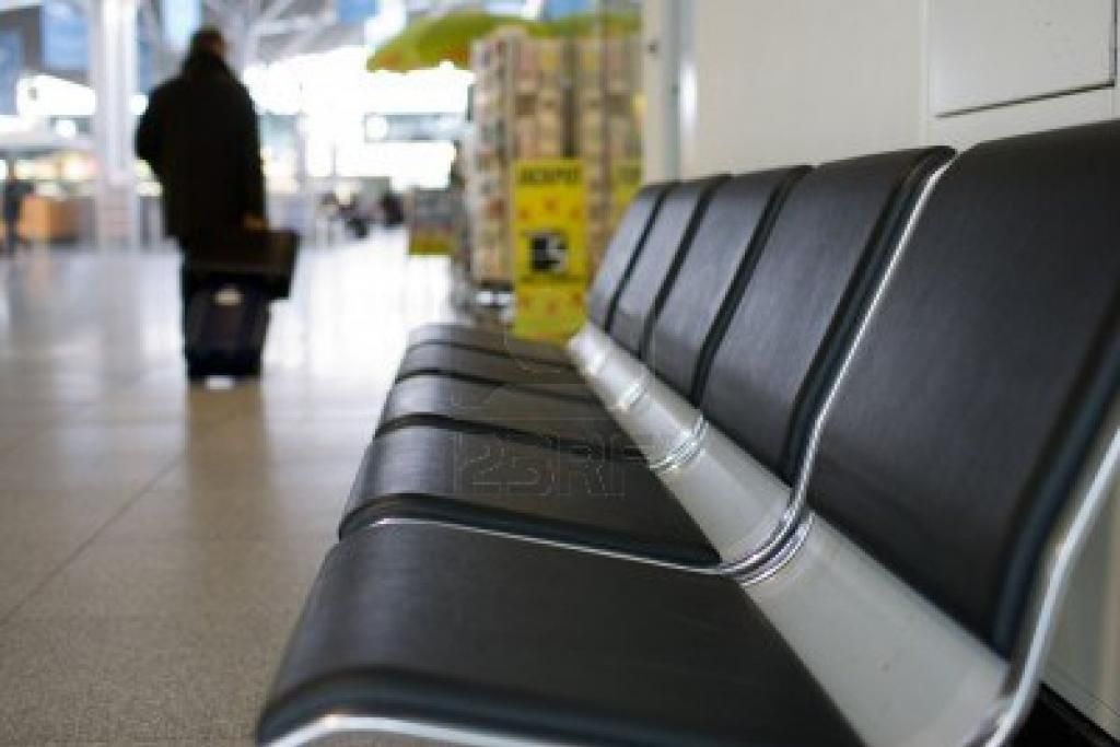 4628877-angled-view-of-a-row-of-airport-seats_zps0f2c59b7.jpg