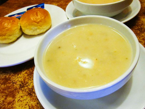Soup and buns at Rosette Cafe, Cameron Highlands