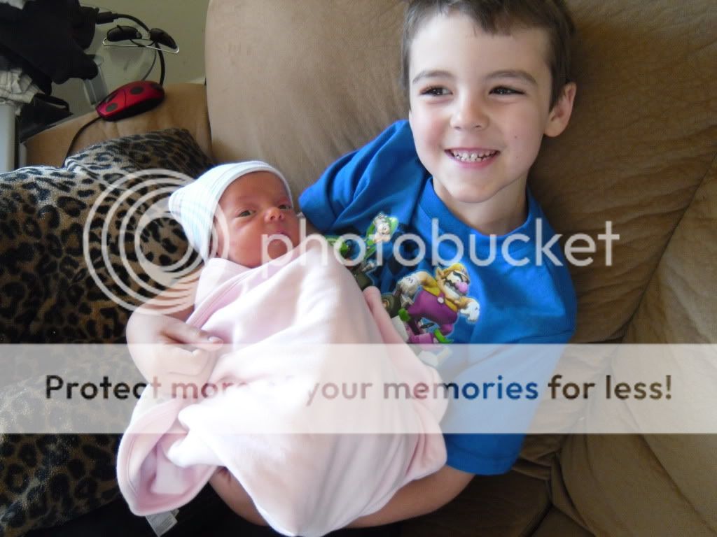 Big brothers and big sisters pictures - BabyCenter